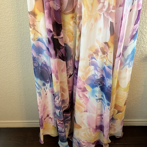 XSCAPE Floral Print Embellished Waist Gown Dress - Picture 14 of 16